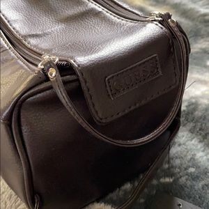 Guess Travel Kit Bag
